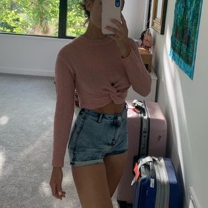 XS H&M twist-front cropped sweater